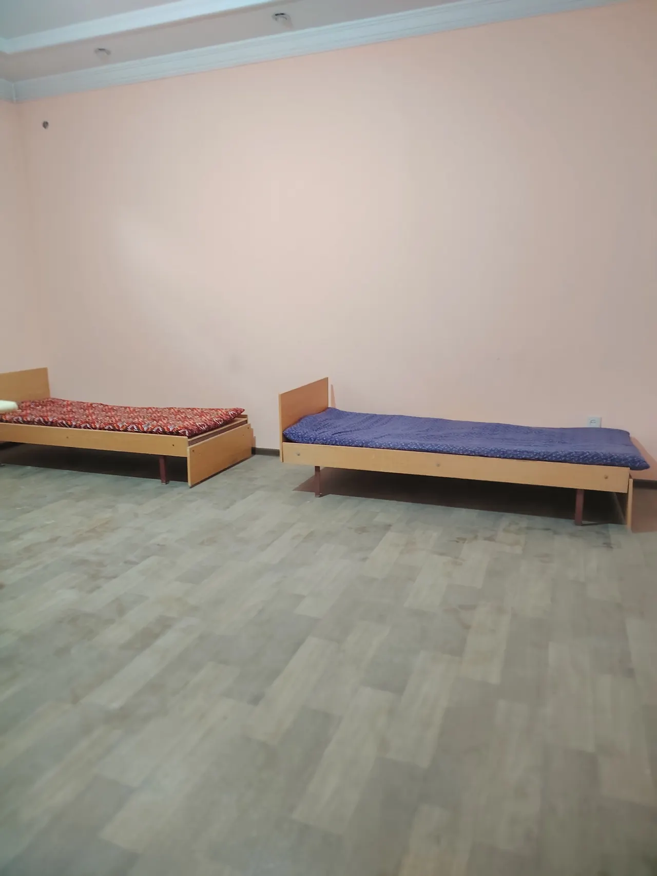 Сдаётся офис, 130 м², 1/3 этаж — Юнусабадский район