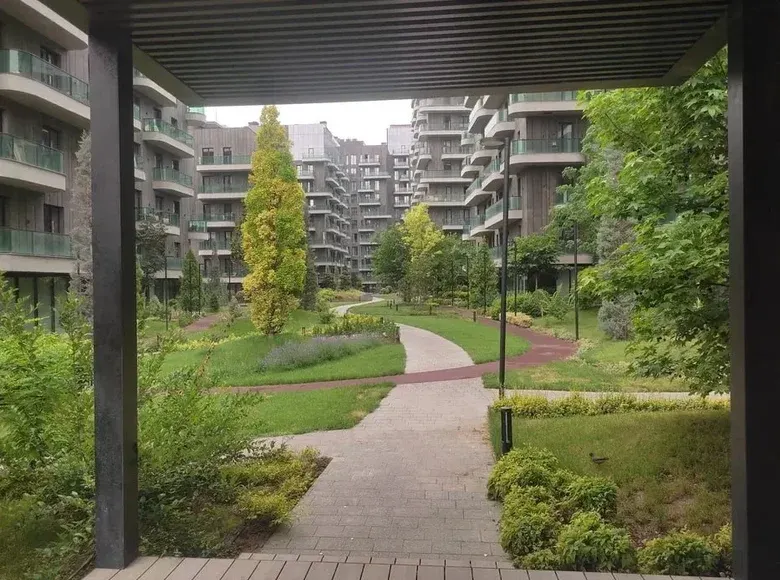 Sotiladi 3 xonali kvartira, 108 m², 3/12 qavat — Mirobod tumani