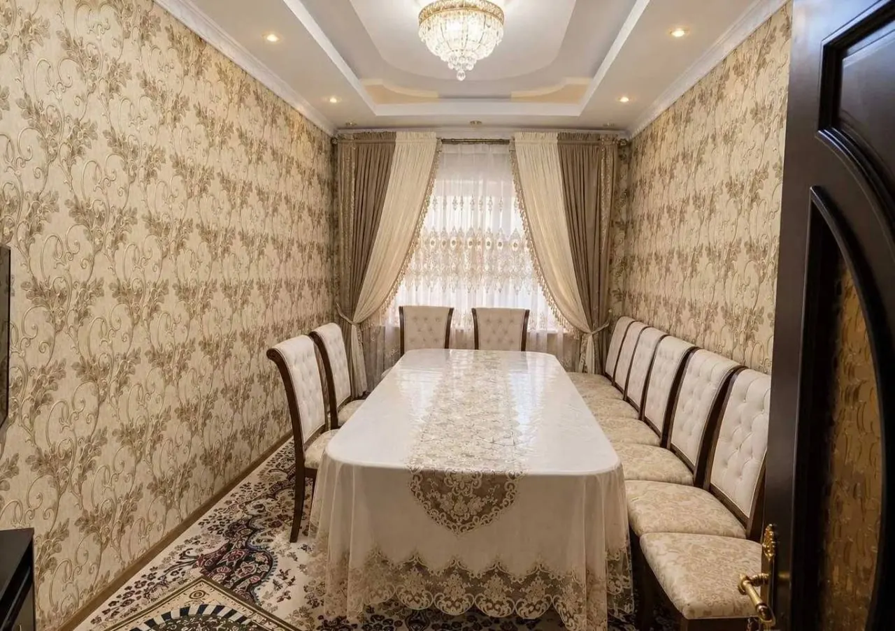 Сотилади 5 хонали квартира, 104 м², 2/5 қават — Яккасарой тумани