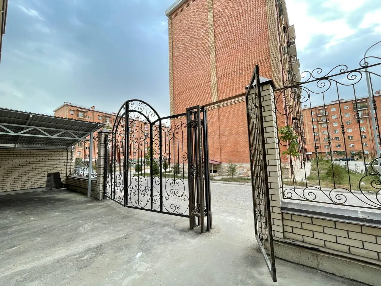 Ижарага берилади 3 хонали квартира, 56 м², 5/5 қават — Янгиҳаёт тумани
