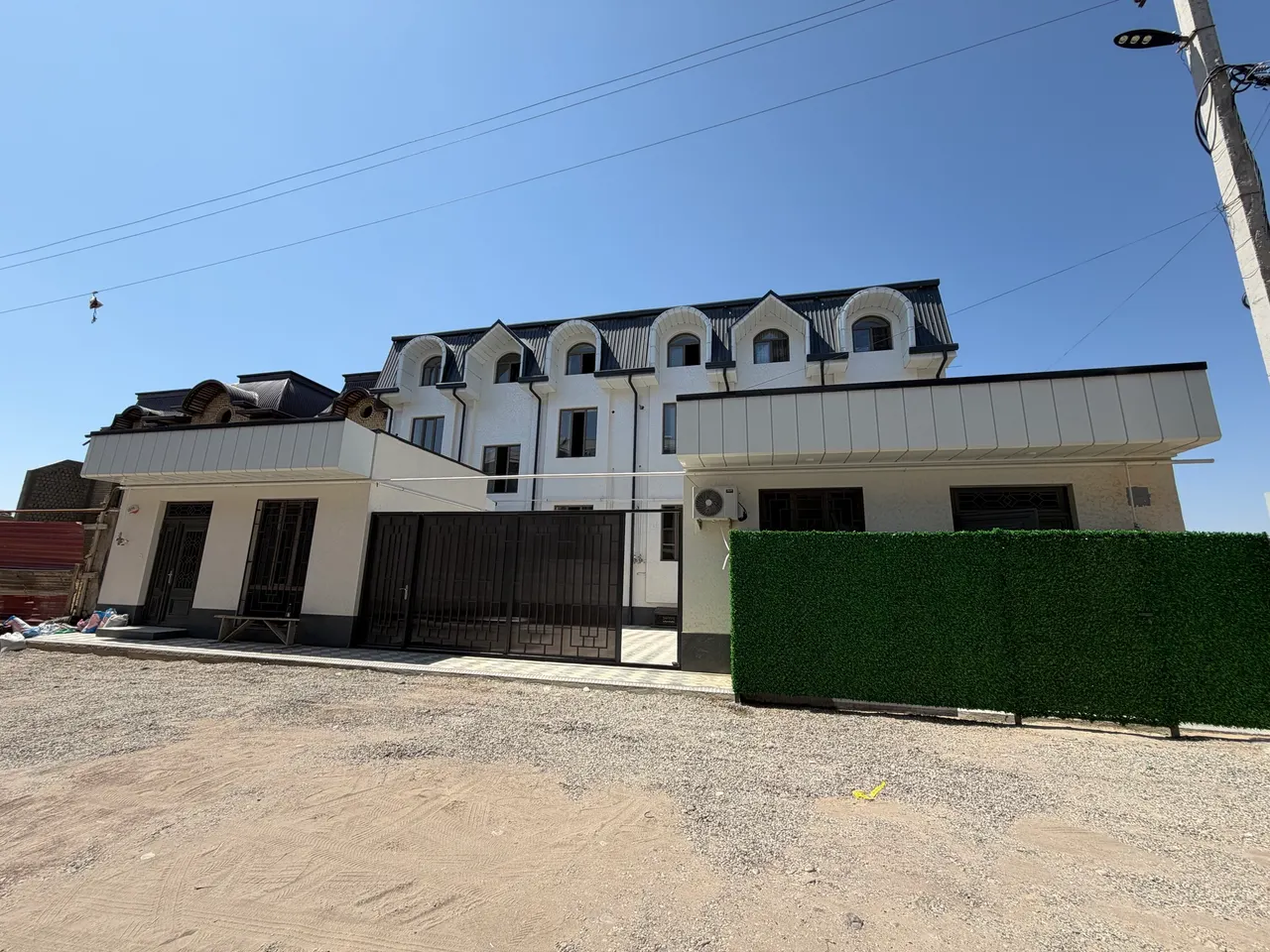 Продаётся 5-комнатная квартира, 136 м², 2/3 этаж — Ташкентский район