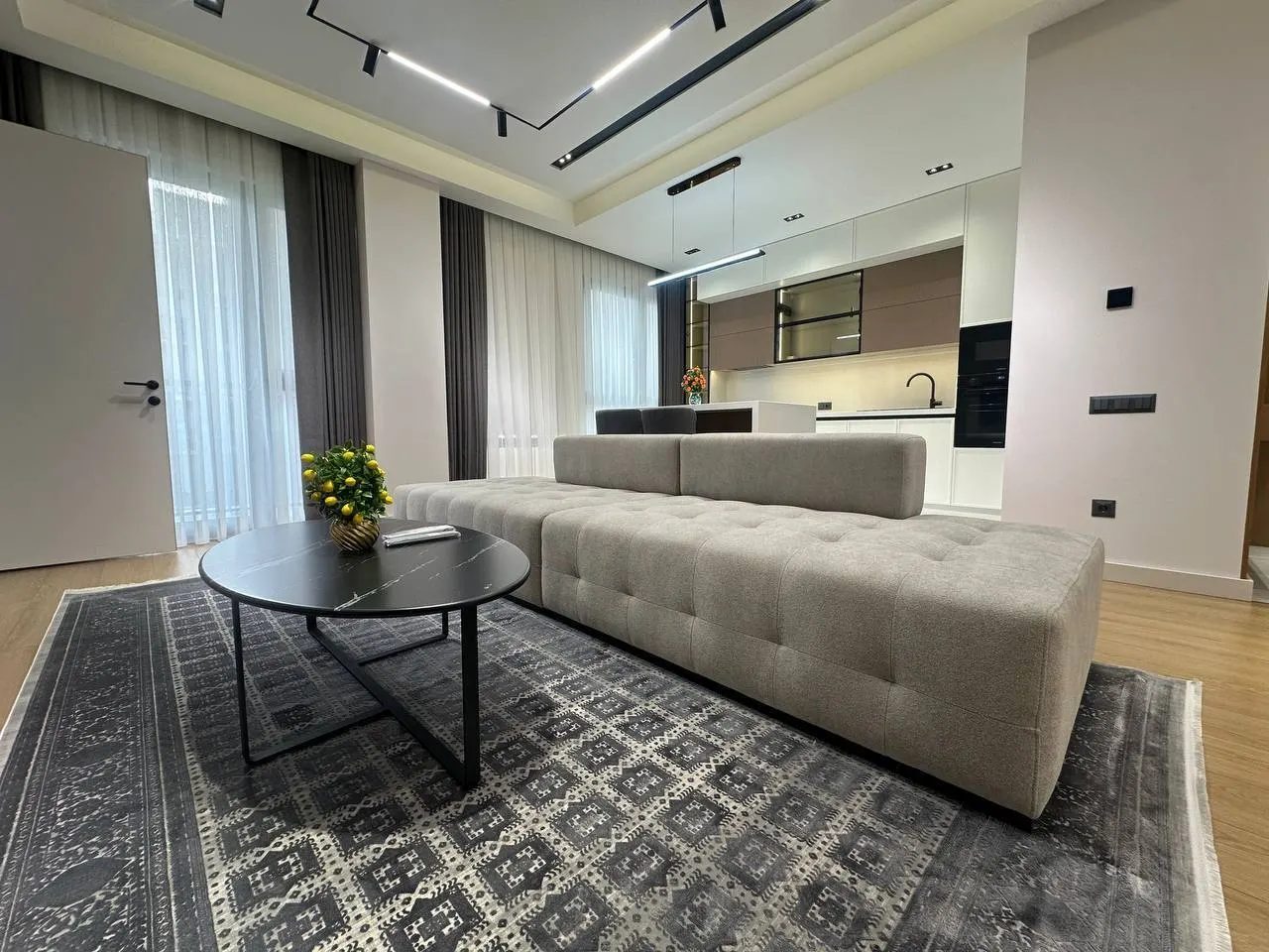 Сдаётся 3-комнатная квартира, 86 м², 8/10 этаж — Мирабадский район