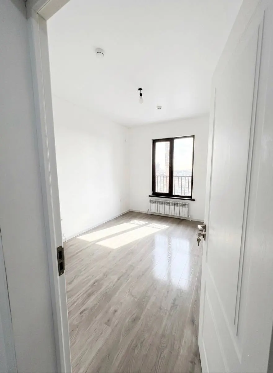Sotiladi 3 xonali kvartira, 68 m², 10/12 qavat — Yashnobod tumani