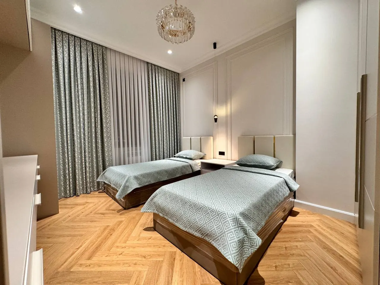 Сотилади 4 хонали квартира, 130 м², 5/8 қават — Яшнобод тумани