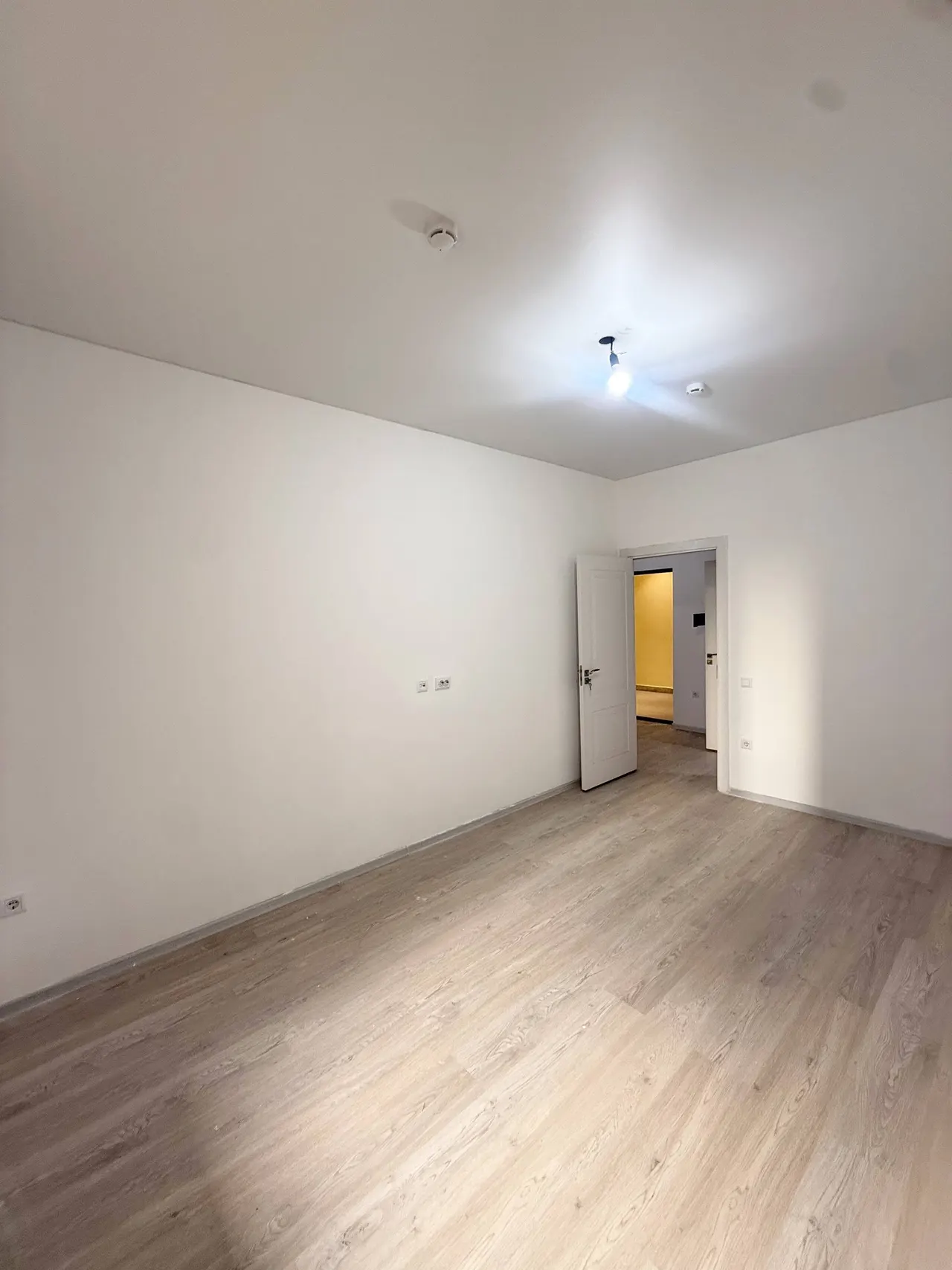 Продаётся 2-комнатная квартира, 334 м², 2/12 этаж — Яшнабадский район