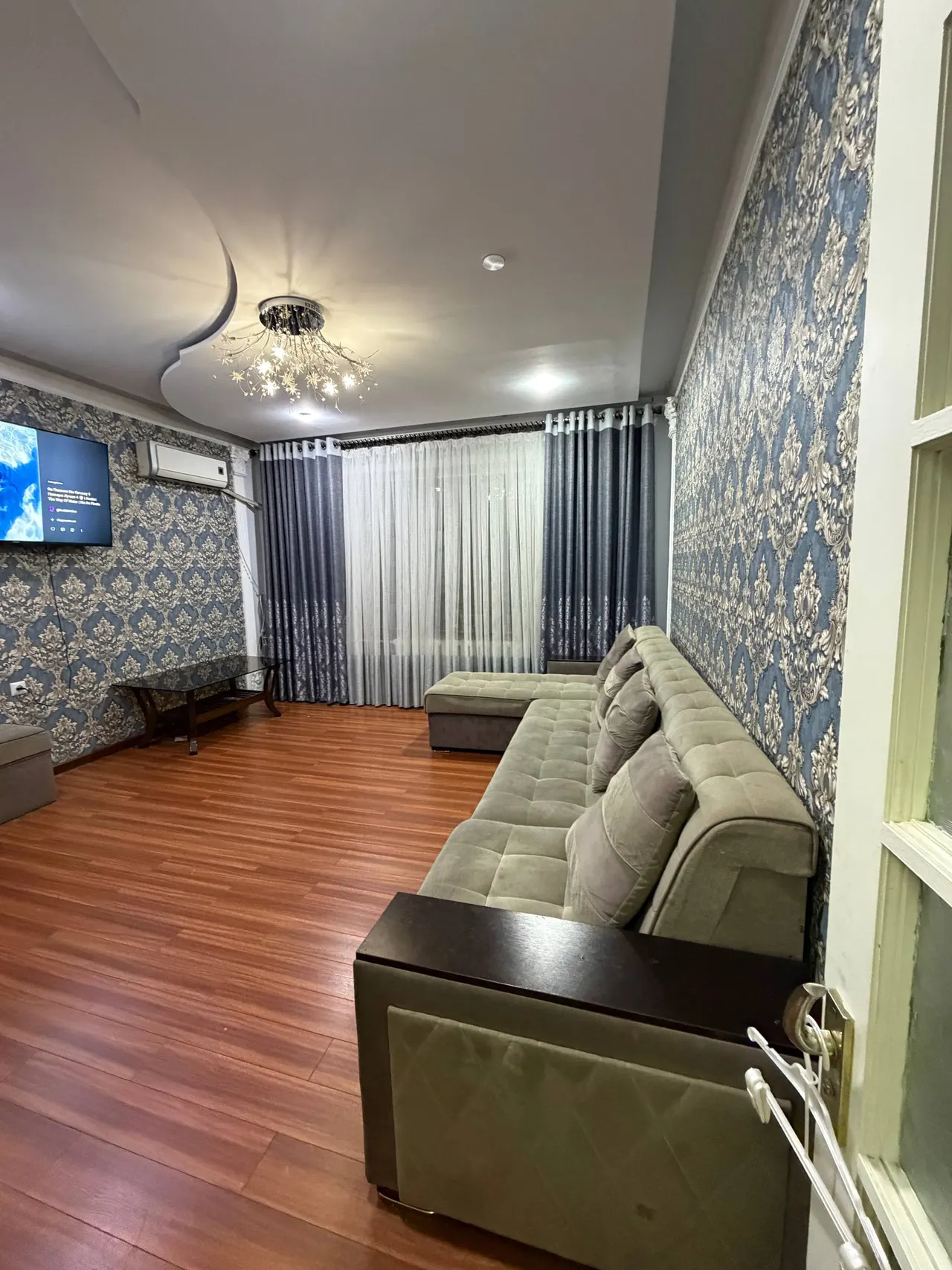 Sotiladi 4 xonali kvartira, 106 m², 1/9 qavat — Mirzo Ulugʻbek tumani
