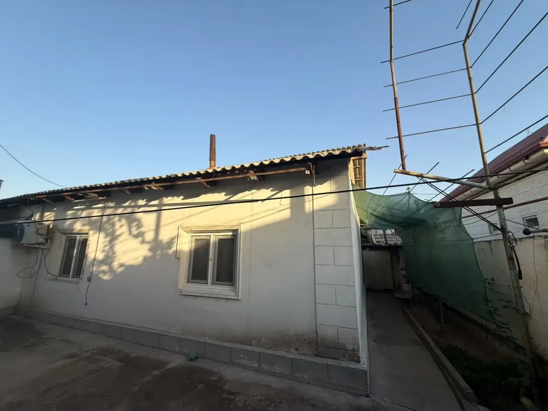 Sotiladi hovli uy, 4.7 sotix — Sergeli tumani