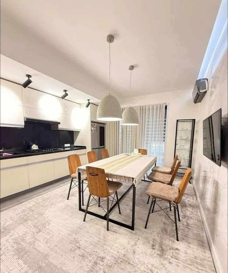 Ижарага берилади 4 хонали квартира, 145 м², 4/8 қават — Яккасарой тумани