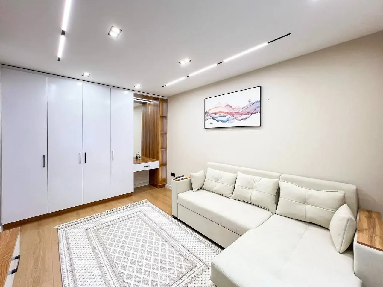 Сотилади 1 хонали квартира, 28 м², 1/4 қават — Мирзо Улуғбек тумани