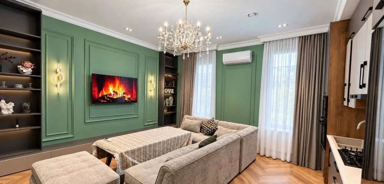 Продаётся 4-комнатная квартира, 124 м², 1/7 этаж — Мирзо-Улугбекский район
