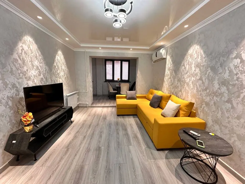 Сдаётся 2-комнатная квартира, 55 м², 3/4 этаж — Чиланзарский район