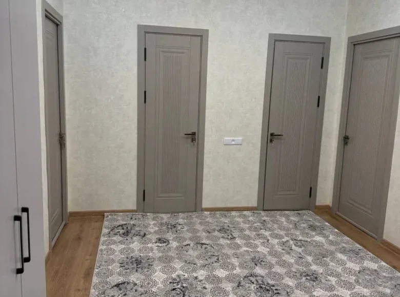 Сдаётся 4-комнатная квартира, 100 м², 5/5 этаж — Яккасарайский район
