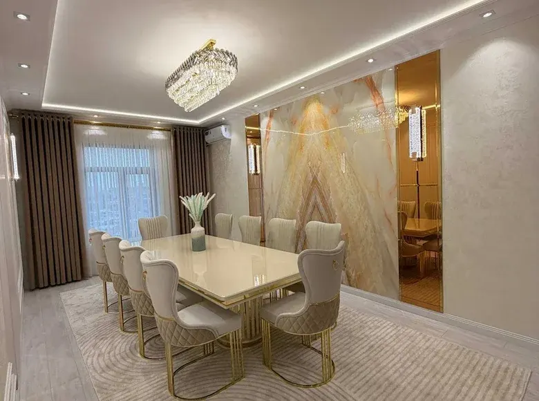 Продаётся 4-комнатная квартира, 109 м², 9/11 этаж — Алмазарский район