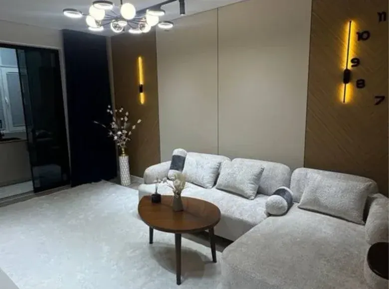 Sotiladi 3 xonali kvartira, 50 m², 2/4 qavat — Chilonzor tumani