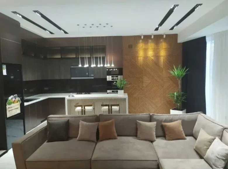 Ijaraga beriladi 3 xonali kvartira, 135 m², 4/8 qavat — Mirobod tumani