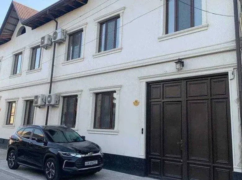 Сотилади 6 хонали ҳовли уй, 2.2 сотих, 280 м² — Яшнобод тумани