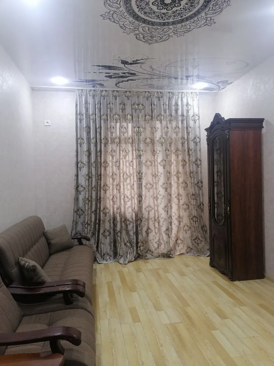 Ижарага берилади 3 хонали квартира, 85 м², 6/9 қават — Сергели тумани
