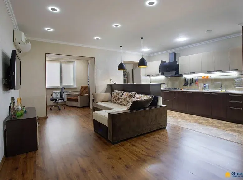 Sotiladi 2 xonali kvartira, 60 m², 4/4 qavat — Mirzo Ulugʻbek tumani