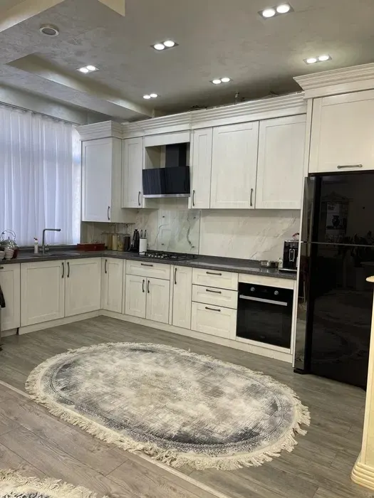 Ijaraga beriladi 4 xonali kvartira, 150 m², 2/9 qavat — Yakkasaroy tumani
