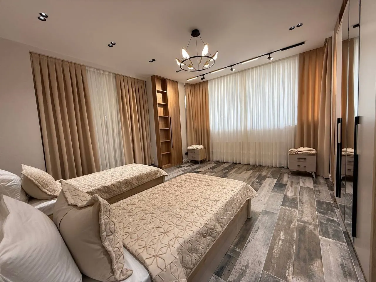 Сотилади 4 хонали квартира, 340 м², 8/8 қават — Яшнобод тумани