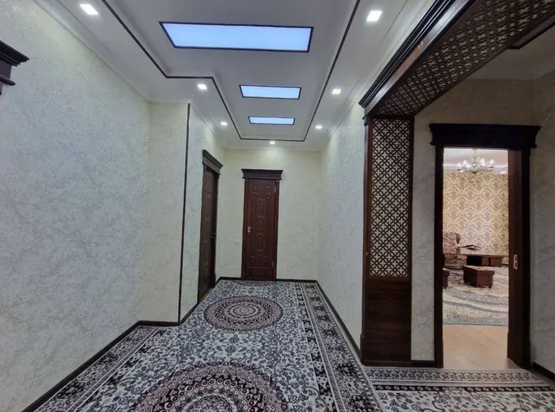 Сотилади 4 хонали квартира, 113 м², 3/4 қават — Томди тумани