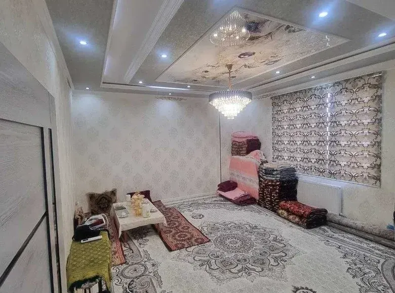 Продаётся 2-комнатная квартира, 72 м², 3/12 этаж — Шайхантахурский район