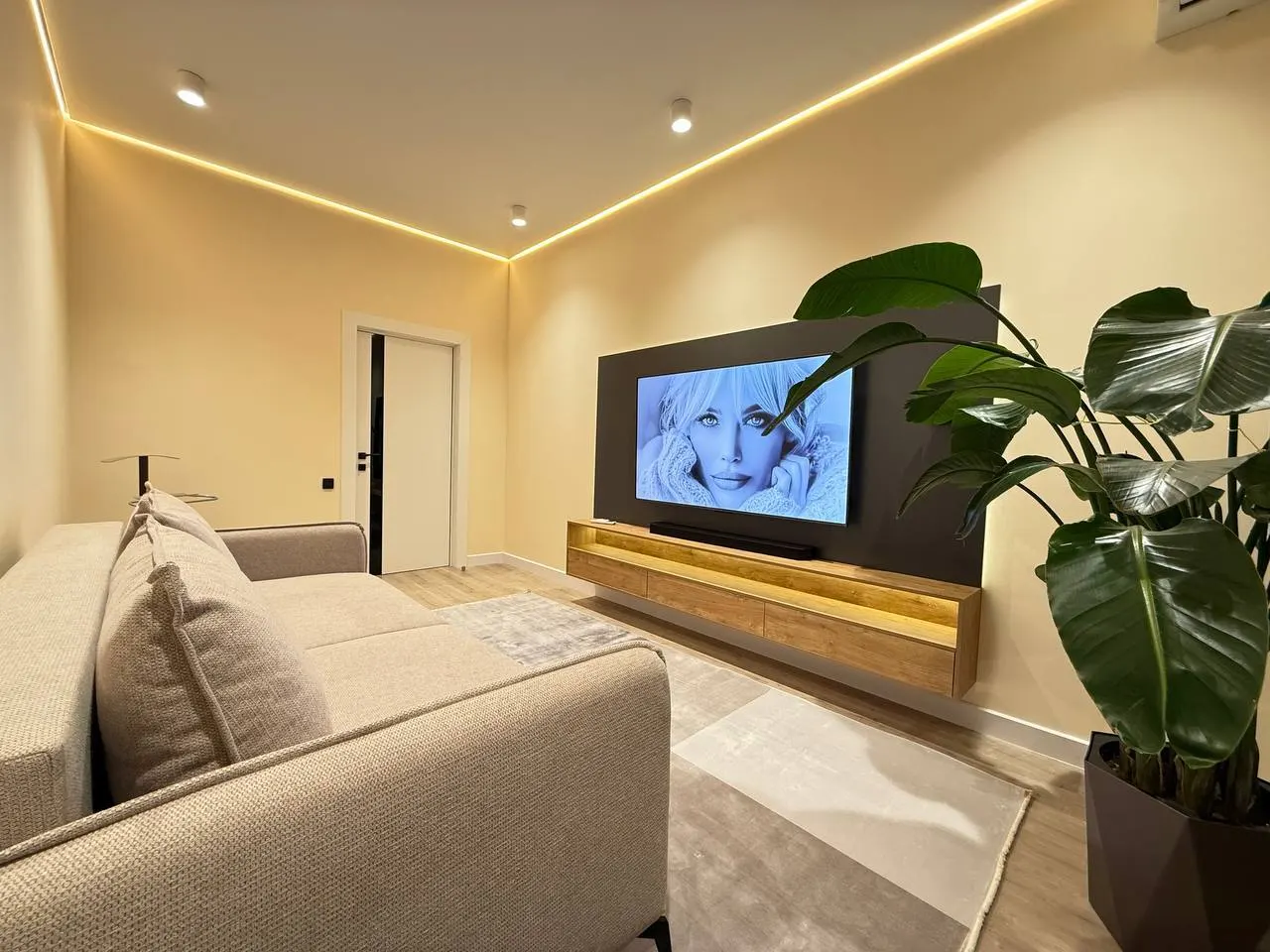 Сотилади 2 хонали квартира, 50 м², 8/10 қават — Мирзо Улуғбек тумани