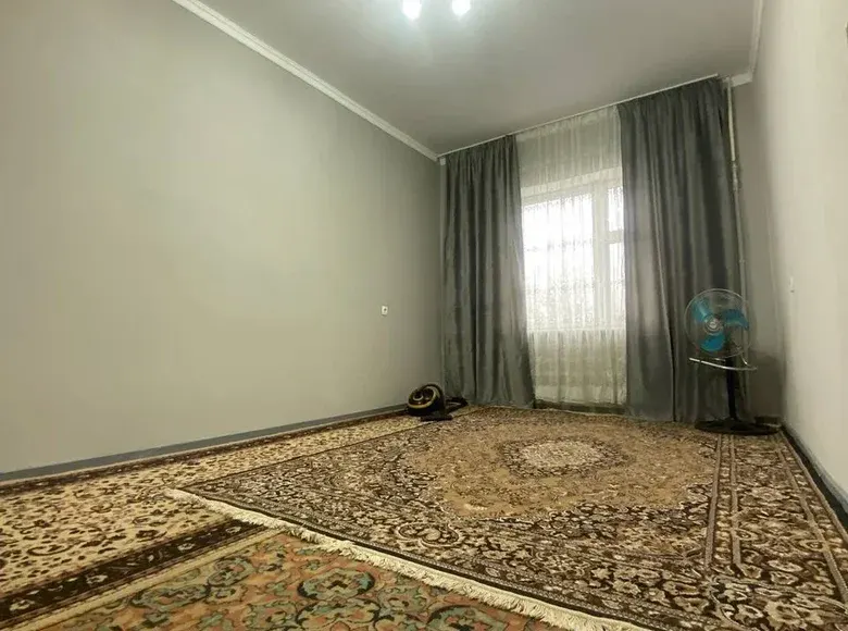 Sotiladi 3 xonali kvartira, 86 m², 3/5 qavat — Qibray tumani