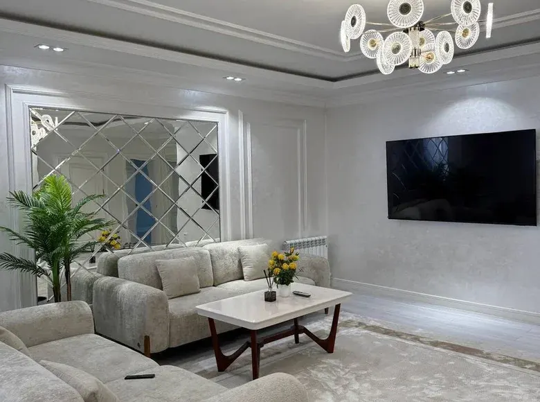 Ижарага берилади хона, 110 м², 4/4 қават — Мирзо Улуғбек тумани