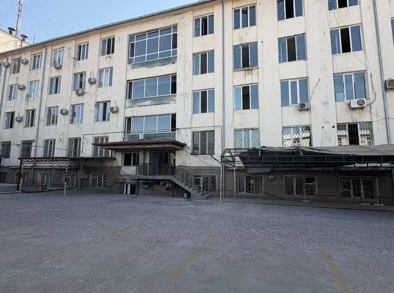 Сотилади тижорат биноси, 7255 м², 33 сотих, 5/5 қават — Чилонзор тумани