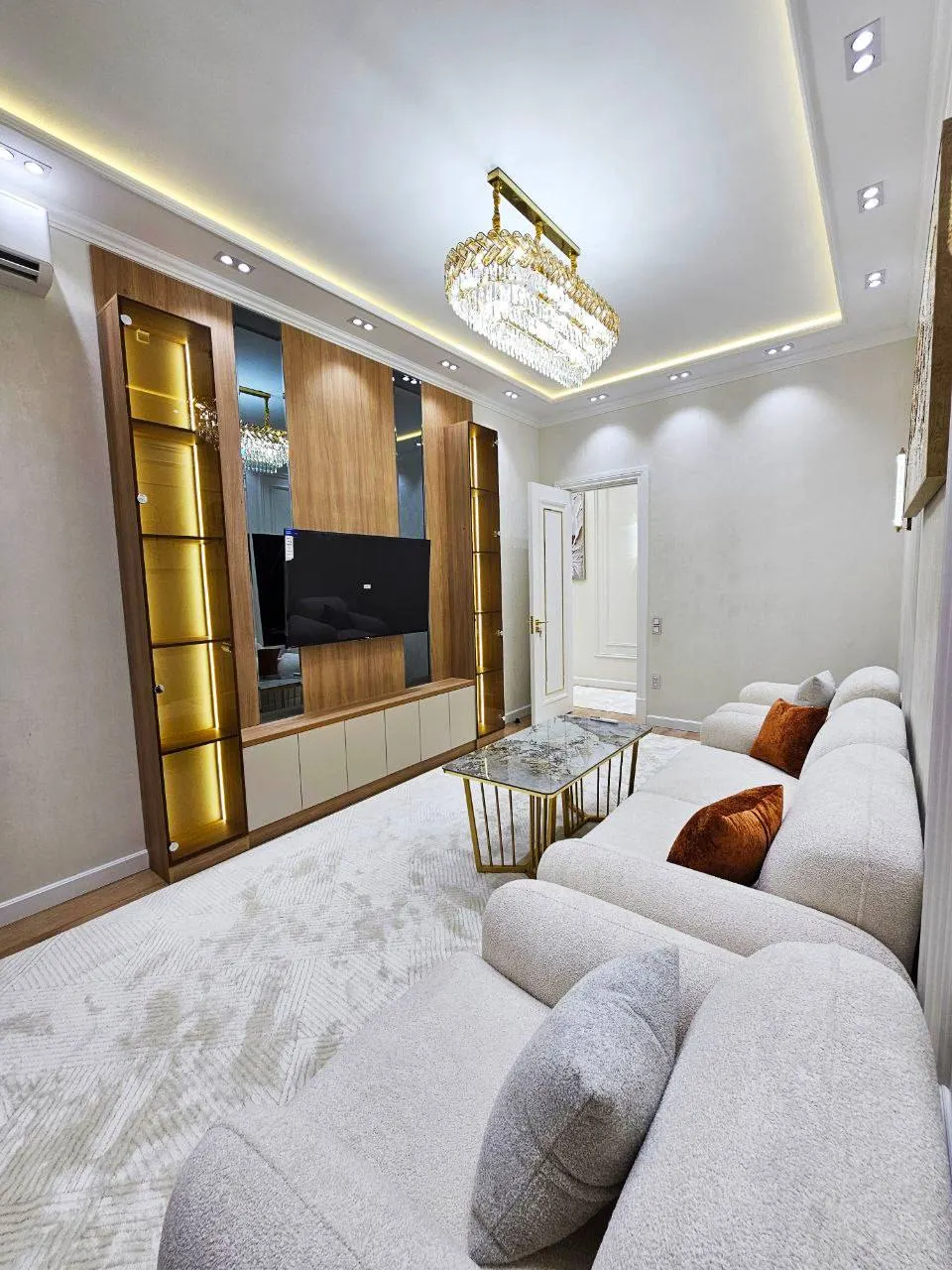 Продаётся 2-комнатная квартира, 60 м², 6/8 этаж — Яккасарайский район