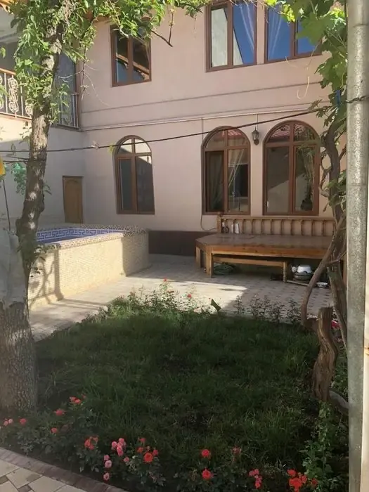 Ижарага берилади дала ҳовли, 1.5 сотих, 350 м² — Олмазор тумани