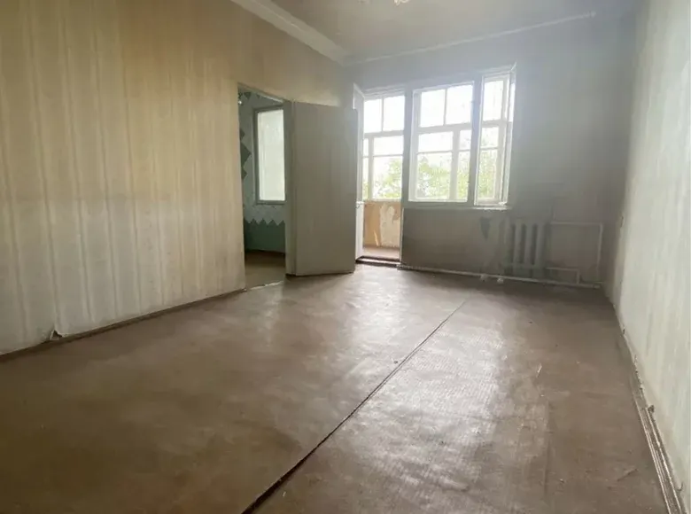 Продаётся 4-комнатная квартира, 80 м², 3/4 этаж — Чиланзарский район