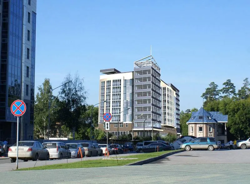 Sotiladi tijorat binosi, 5000 m² — Yunusobod tumani