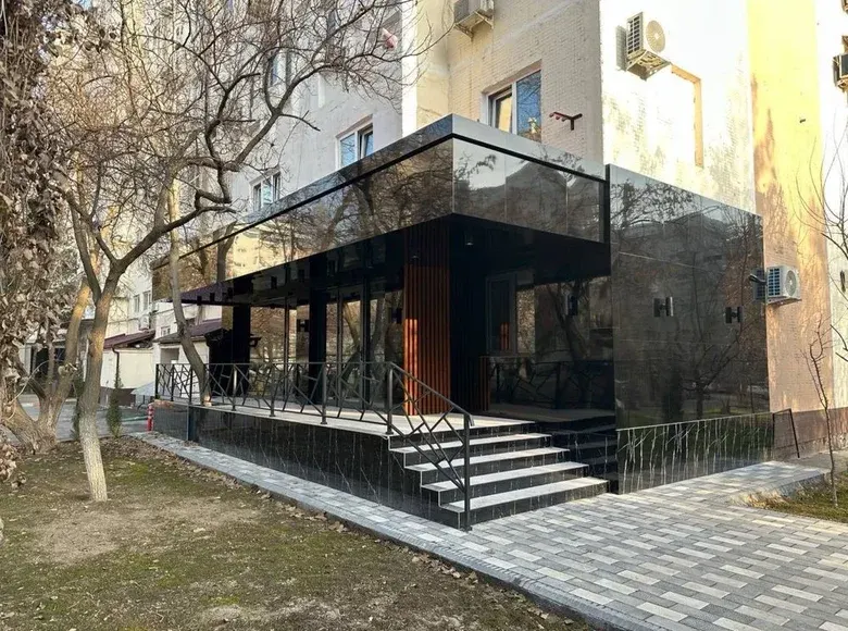 Сотилади тижорат биноси, 90 м² — Олот тумани