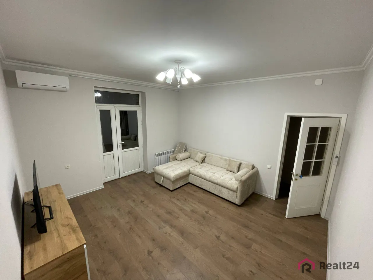 Сдаётся 2-комнатная квартира, 52 м², 2/5 этаж — Шайхантахурский район