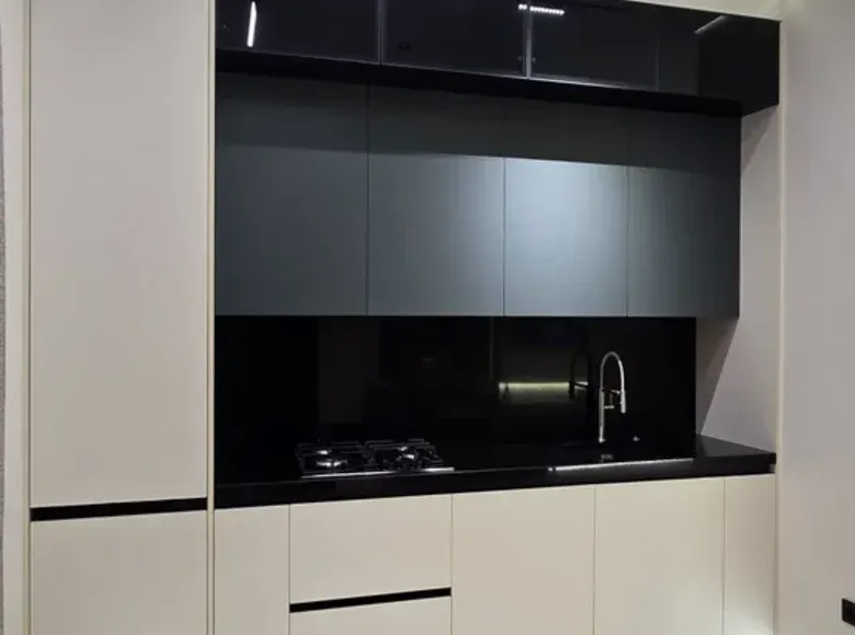 Продаётся 1-комнатная квартира, 42 м², 9/13 этаж — Яккасарайский район