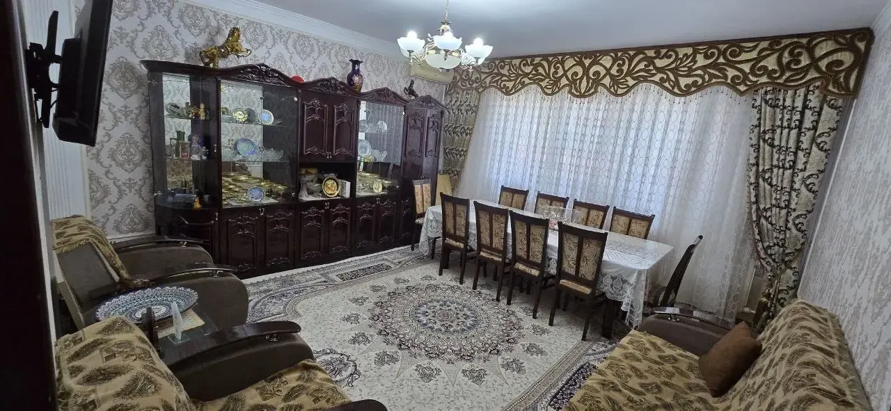 Сотилади 3 хонали квартира, 75 м², 8/9 қават — Мирзо Улуғбек тумани