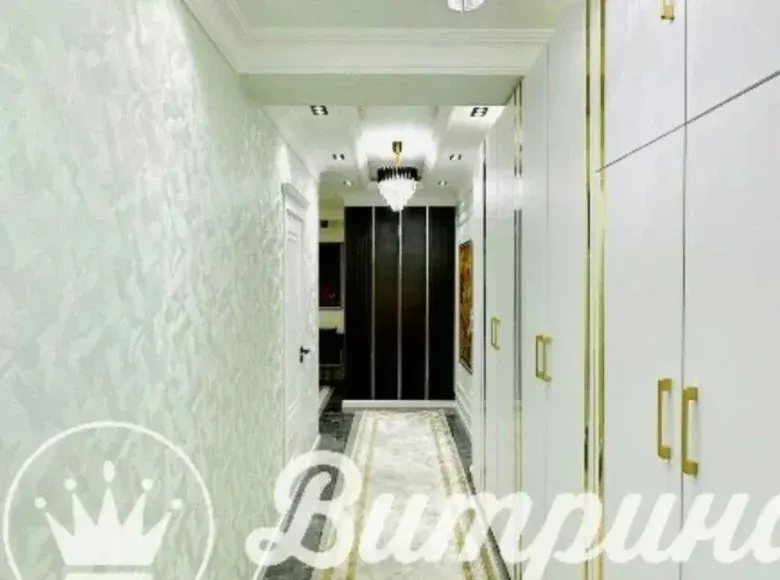 Сдаётся 4-комнатная квартира, 111 м², 3/7 этаж — Юнусабадский район