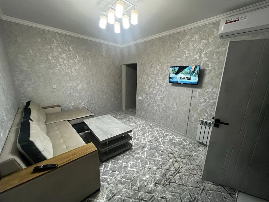 Сдаётся 1-комнатная квартира, 44 м², 2/4 этаж — Шайхантахурский район