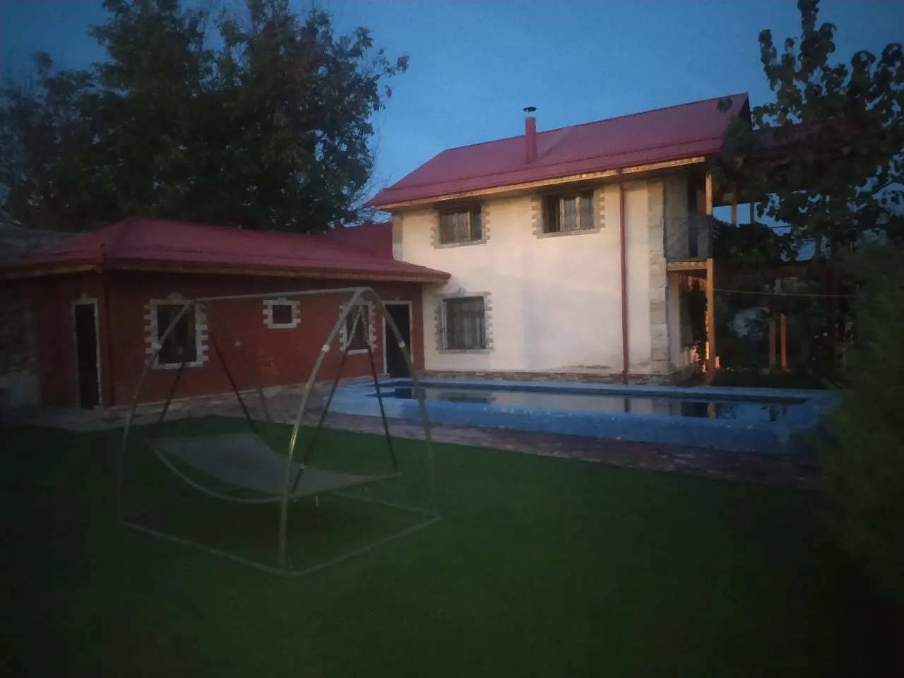 Sotiladi 4 xonali hovli uy, 3 sotix — Yashnobod tumani
