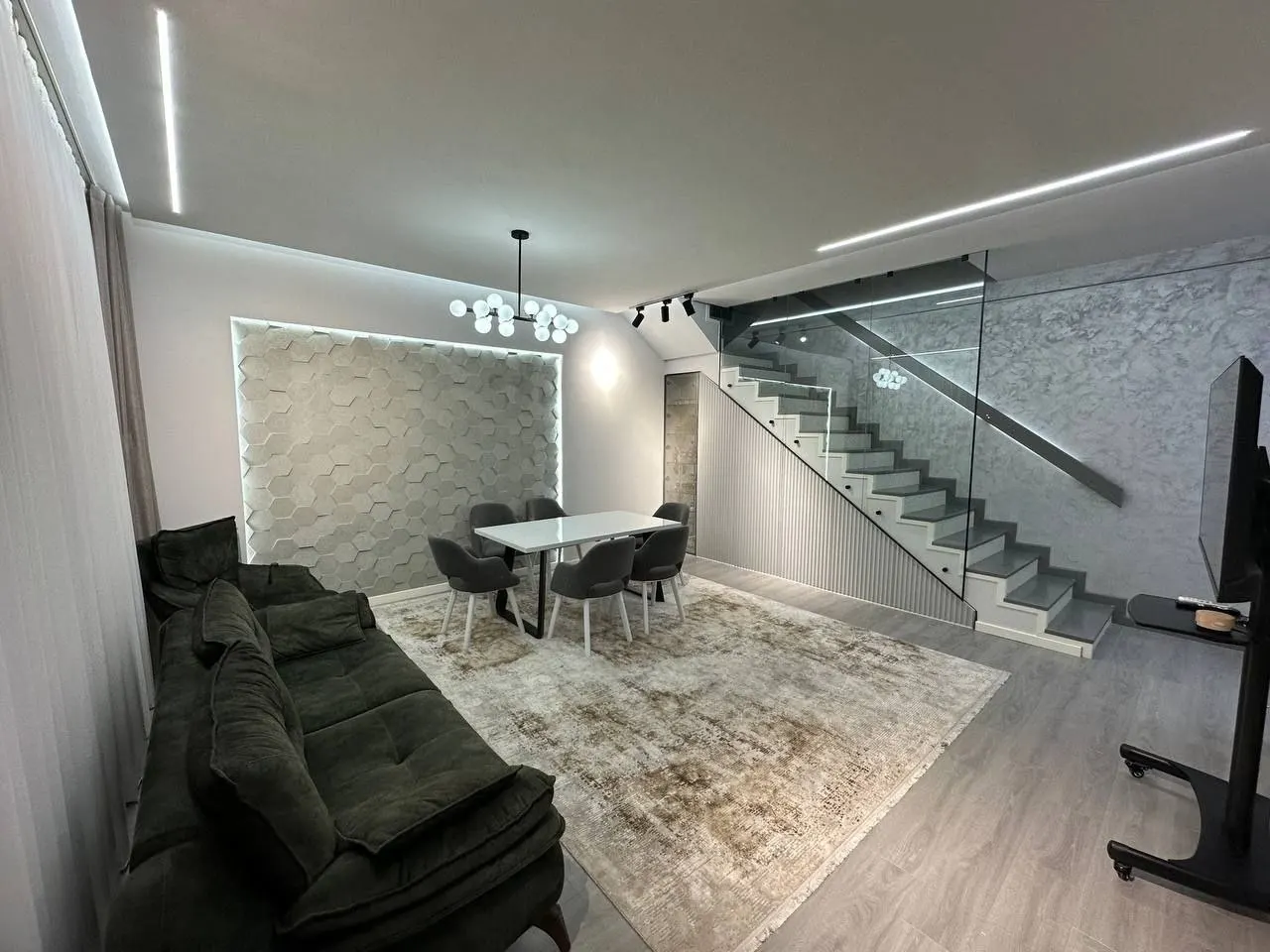 Ijaraga beriladi 5 xonali kvartira, 130 m², 9/10 qavat — Yakkasaroy tumani