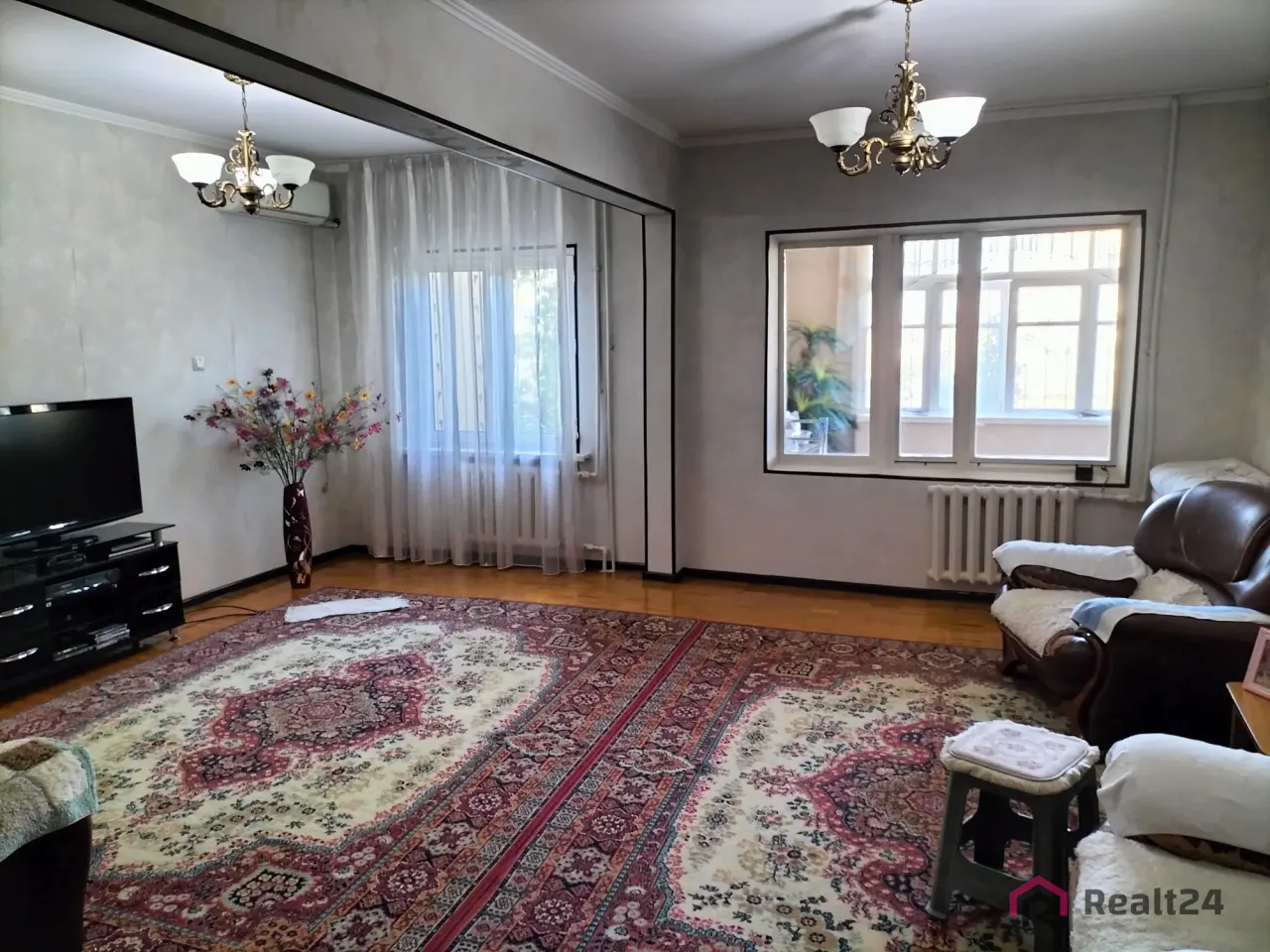 Sotiladi 3 xonali kvartira, 92 m², 3/5 qavat — Sergeli tumani