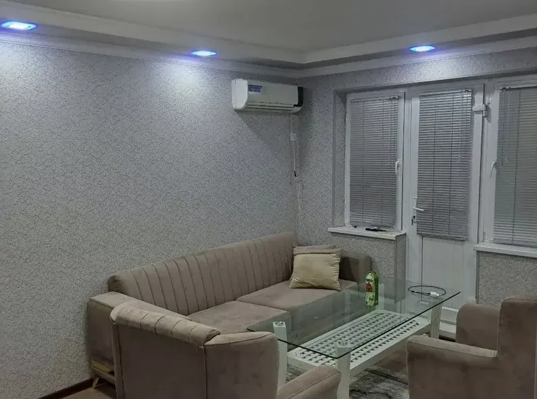 Сотилади 2 хонали квартира, 54 м², 2/4 қават — Фарғона шаҳри