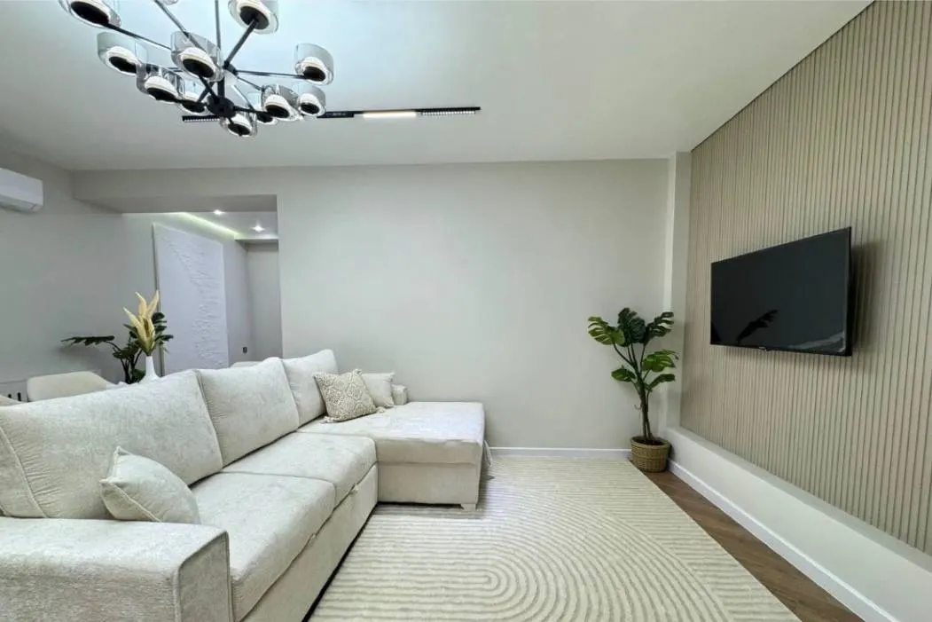 Сотилади 3 хонали квартира, 38 м², 2/4 қават — Миробод тумани