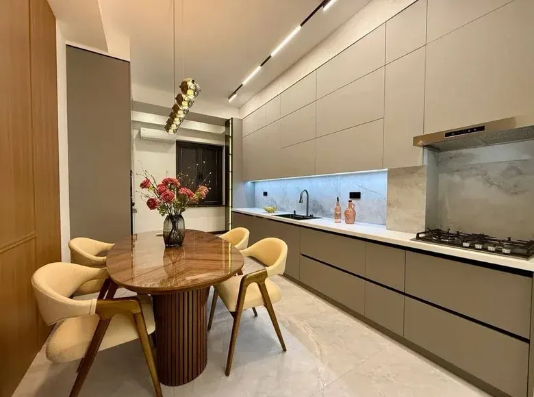 Сотилади 3 хонали квартира, 90 м², 3/10 қават — Юнусобод тумани
