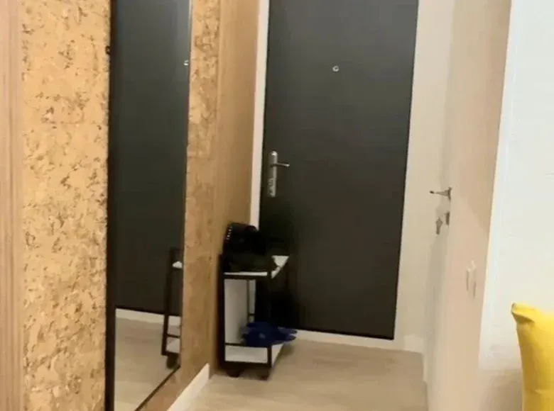 Ijaraga beriladi 1 xonali kvartira, 35 m², 4/4 qavat — Oʻrtachirchiq tumani