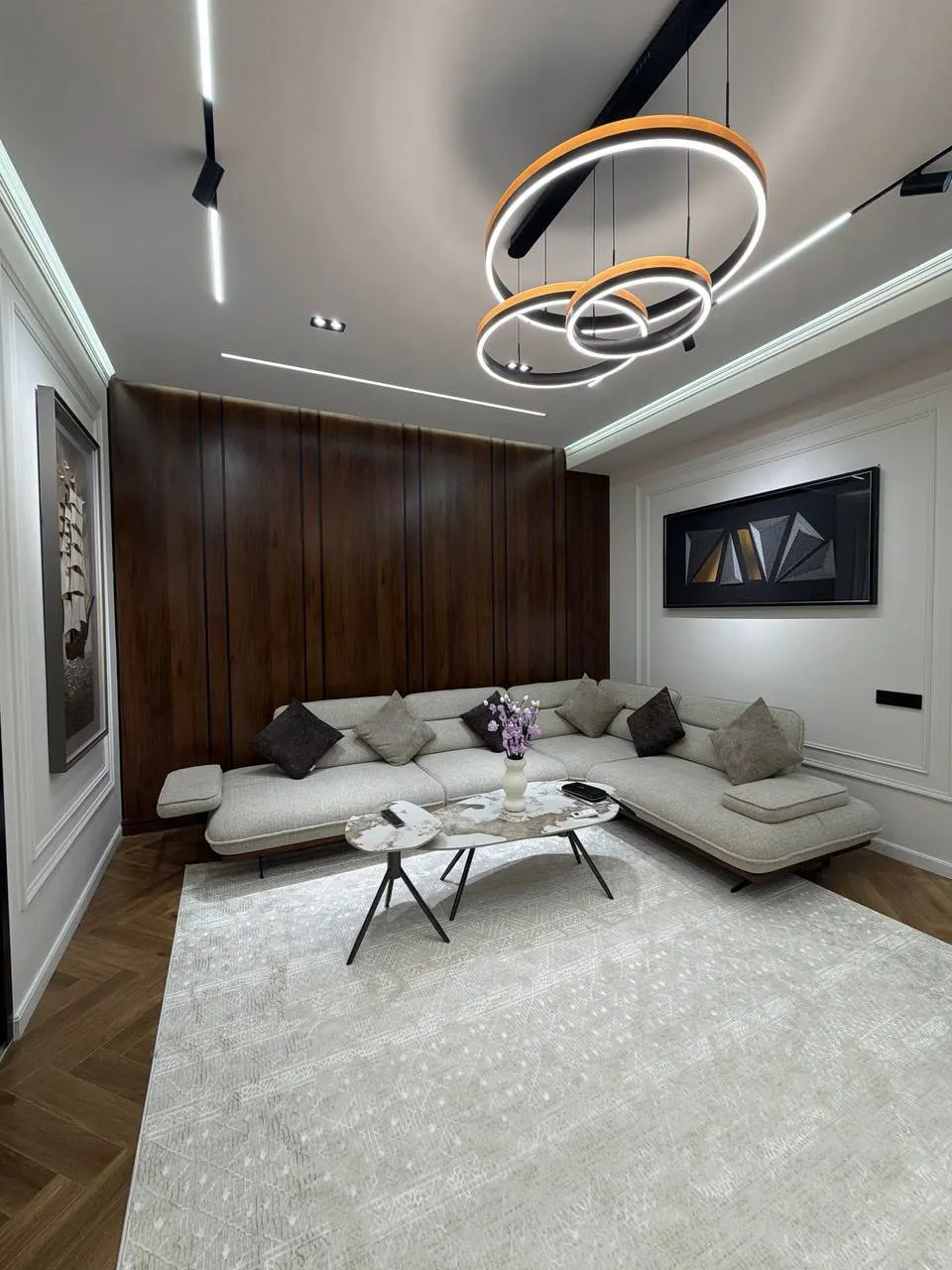 Продаётся 4-комнатная квартира, 107 м², 11/16 этаж — Яккасарайский район