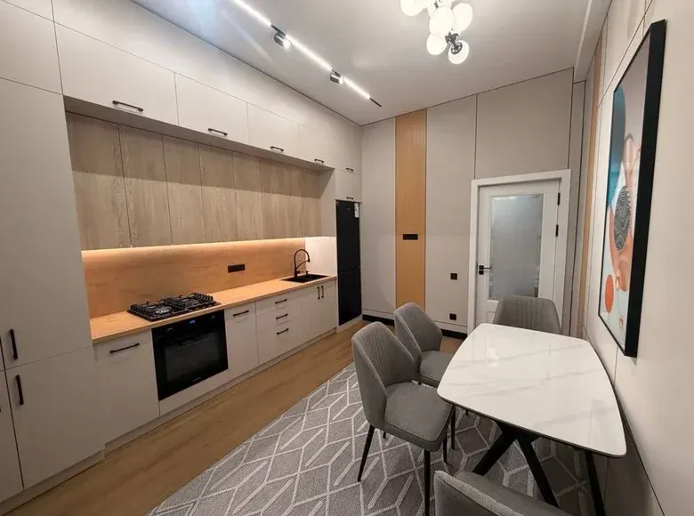 Sotiladi 2 xonali kvartira, 40 m², 2/14 qavat — Mirzo Ulugʻbek tumani
