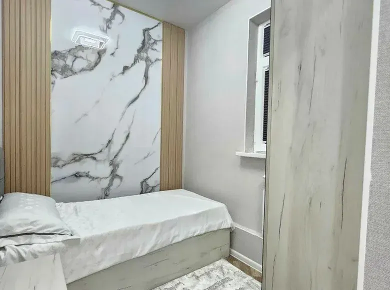 Продаётся 2-комнатная квартира, 48 м², 2/4 этаж — Чиланзарский район